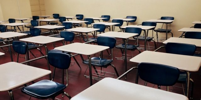 5 reasons my kids don't go to school